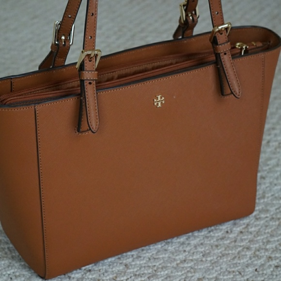 Tory Burch Handbags - Tory Burch Tote York